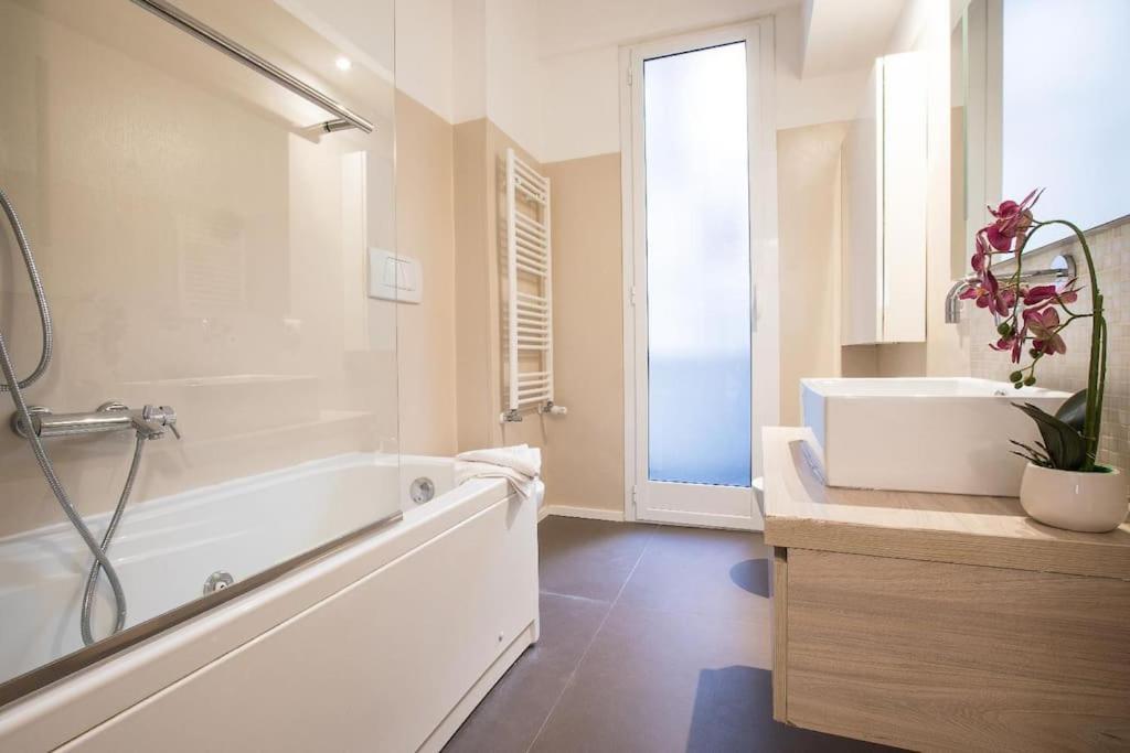My Trastevere Three Bedroom View Apartment -Top Collection Roma Esterno foto