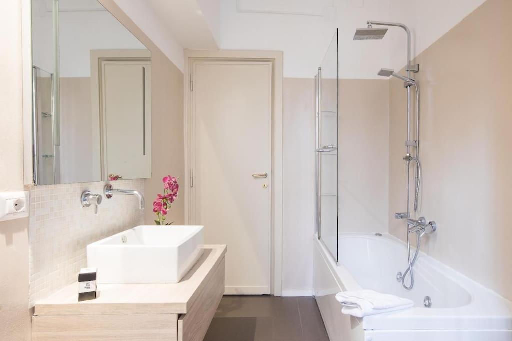 My Trastevere Three Bedroom View Apartment -Top Collection Roma Esterno foto